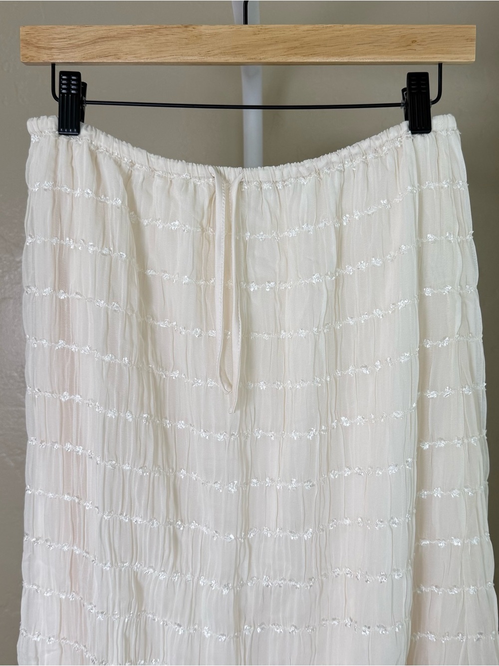 Commense Ivory Cream Set Backless Halter Crop Top and Maxi Skirt Small NWT - Picture 6 of 14